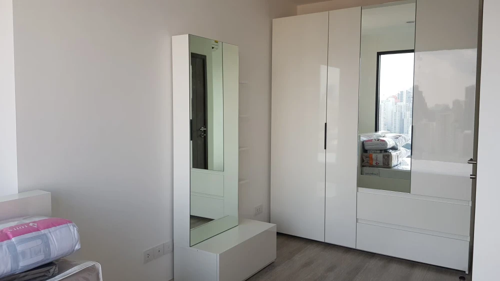 Condo for rent: Ideo Mobi Asoke. Ready to move in, fully furnished, great price. Book today!