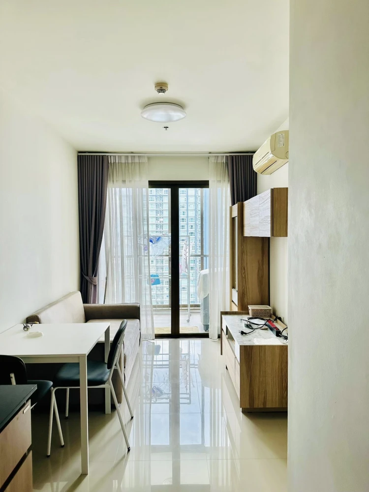 Condo for rent, Ideo Sathorn-Taksin, ready to move in, fully furnished, 20th floor, city view, move in now!