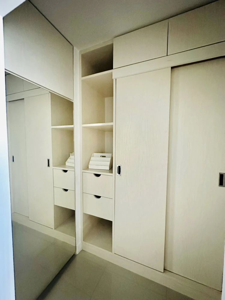 Condo for rent, Ideo Sathorn-Taksin, ready to move in, fully furnished, 20th floor, city view, move in now!