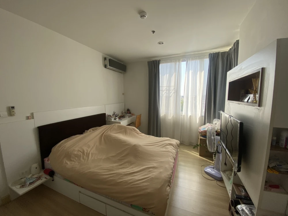 Condo for rent: The Parkland Srinakarin Lakeside, corner room with privacy, lots of usable space, come and reserve now.