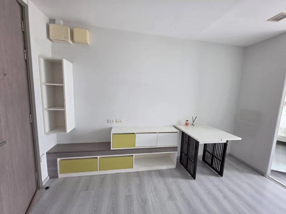 Condo for rent, Greenne Chaengwattana, 1 bedroom, 33 sq.m., north, not hot, canal view, ready to move in.