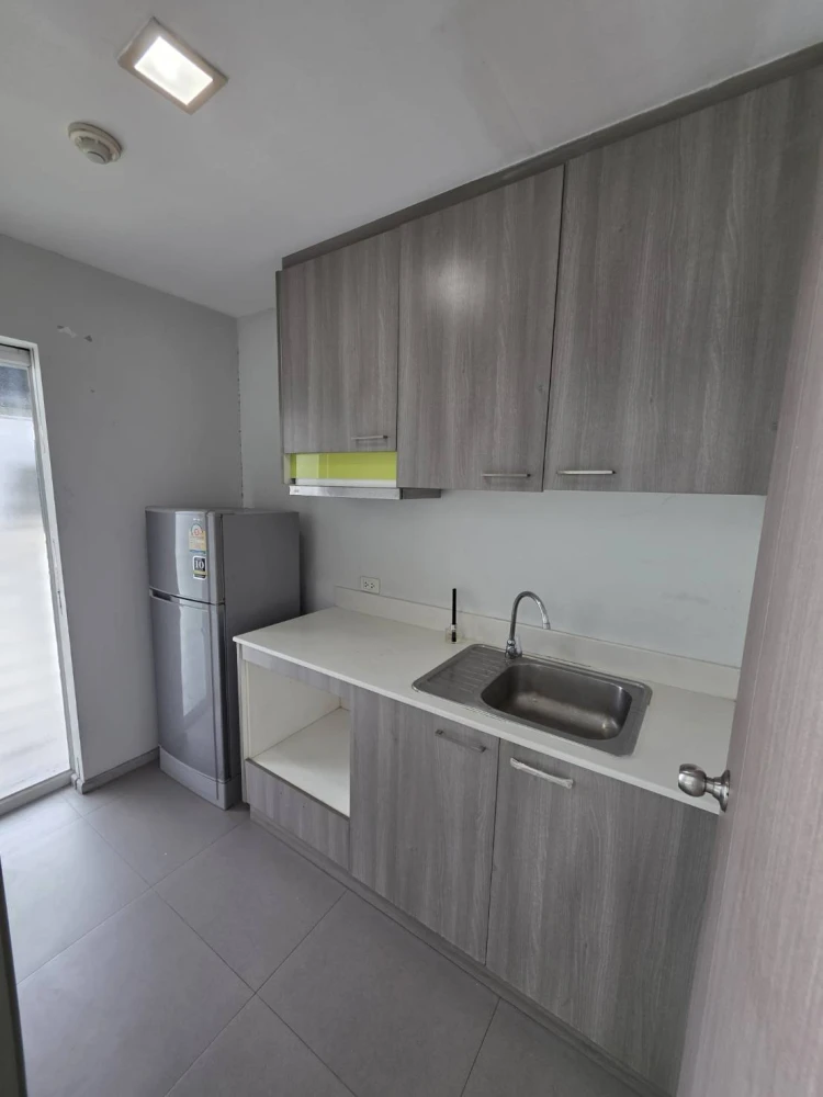 Condo for rent, Greenne Chaengwattana, 1 bedroom, 33 sq.m., north, not hot, canal view, ready to move in.
