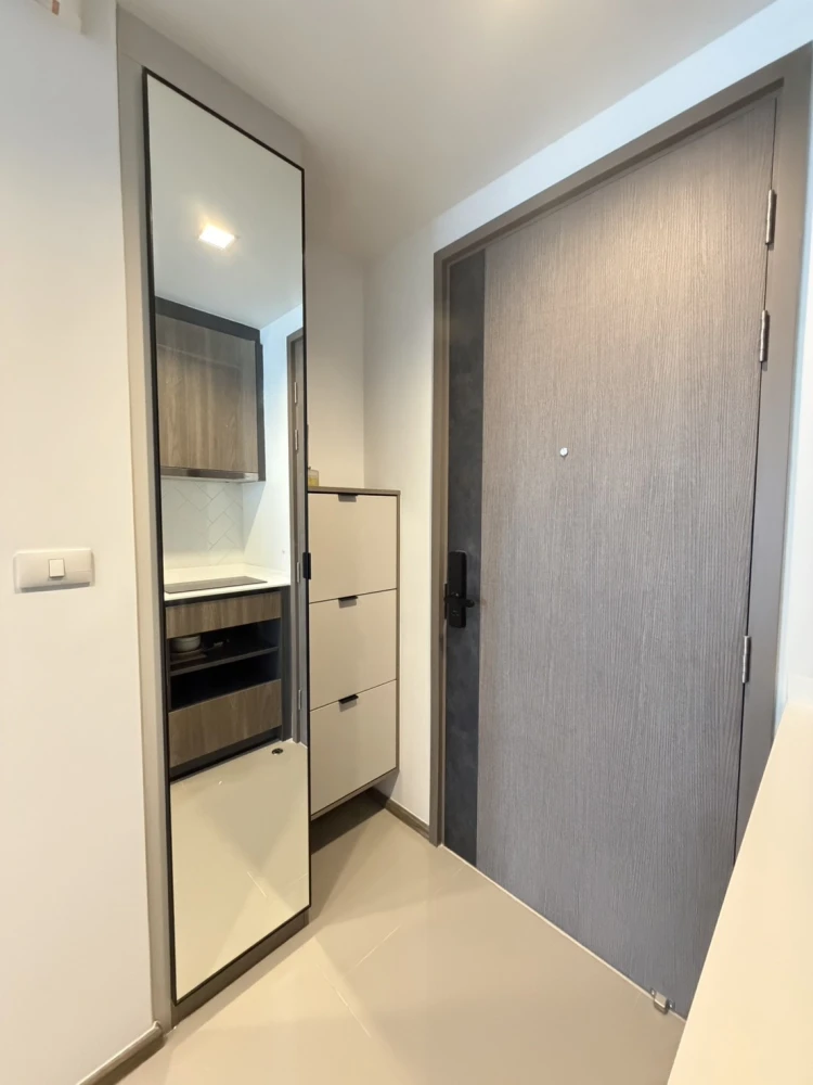High-Floor Condo for RENT - Cozy 33 sq.m., 28th Floor (Building B), Fully Furnished with Sofa Bed & Dedicated Work Desk, Essential Appliances Included