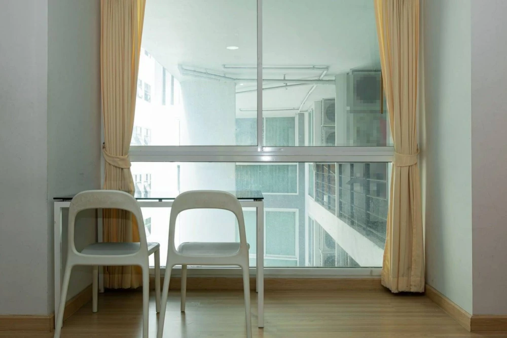Condo for rent: Chateau In Town Ratchada 20, large room, comfortable, comes with usable space, must hurry to reserve now.
