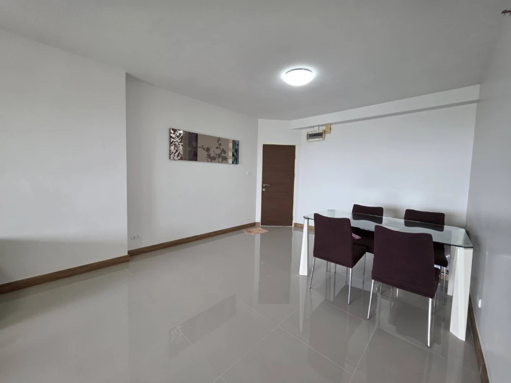 Condo for rent Supalai Park Kaset, 2 bedrooms, Building A, 2 parking spaces, complete electrical appliances, ready to move in.
