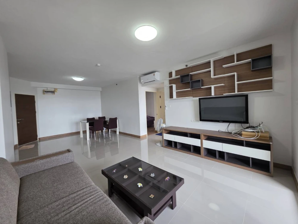 Condo for rent Supalai Park Kaset, 2 bedrooms, Building A, 2 parking spaces, complete electrical appliances, ready to move in.