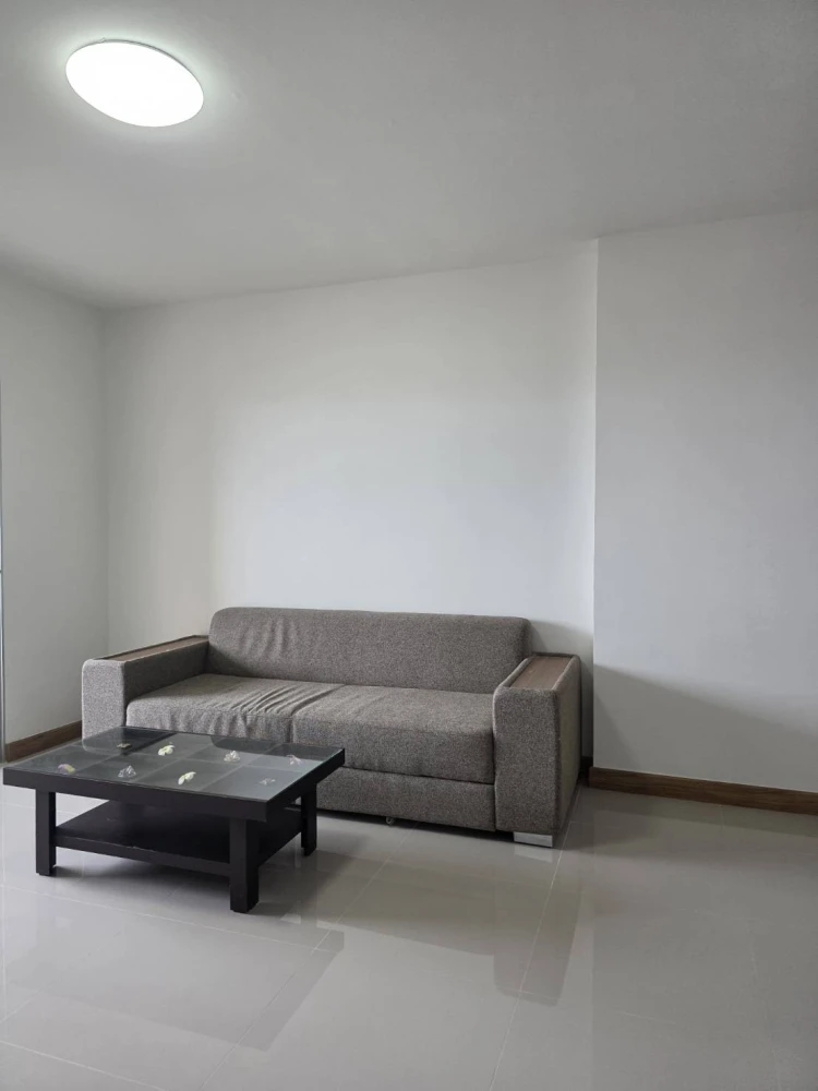 Condo for rent Supalai Park Kaset, 2 bedrooms, Building A, 2 parking spaces, complete electrical appliances, ready to move in.