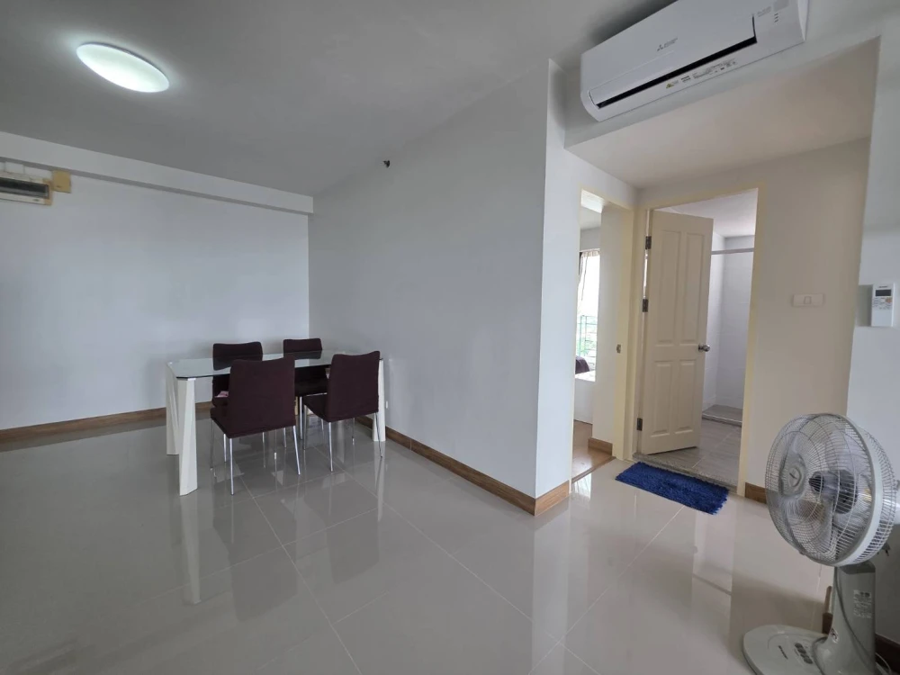 Condo for rent Supalai Park Kaset, 2 bedrooms, Building A, 2 parking spaces, complete electrical appliances, ready to move in.
