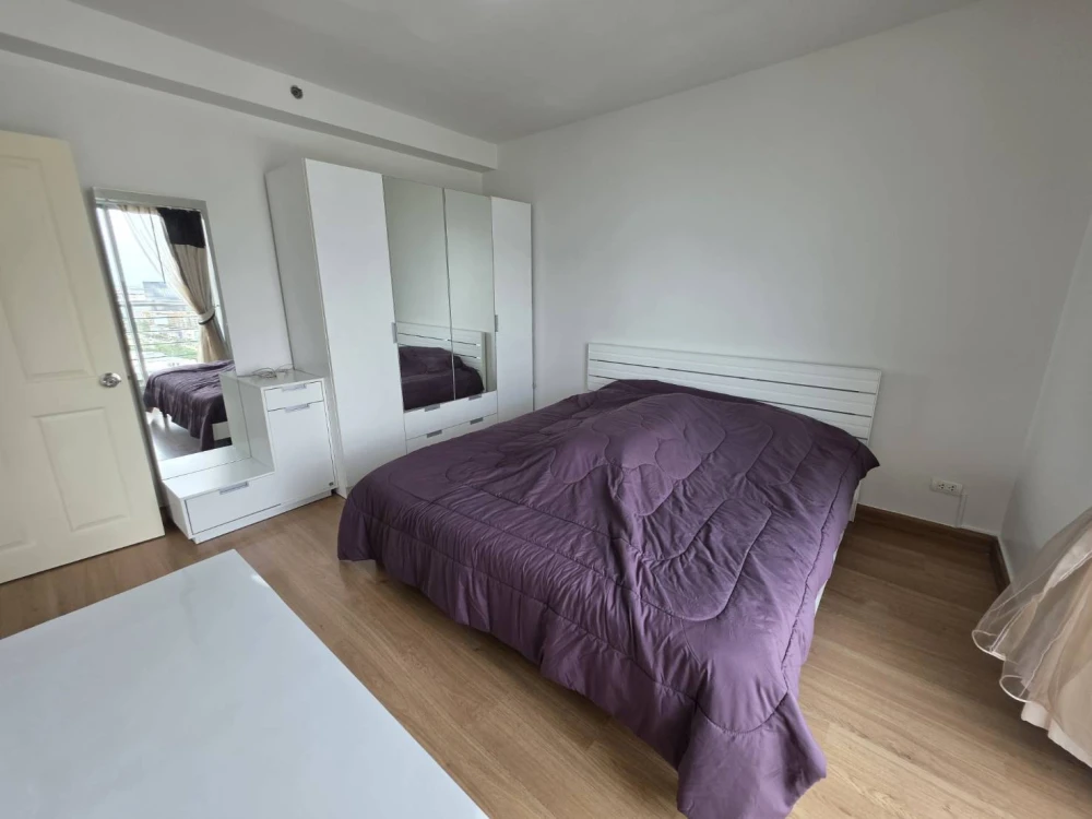 Condo for rent Supalai Park Kaset, 2 bedrooms, Building A, 2 parking spaces, complete electrical appliances, ready to move in.