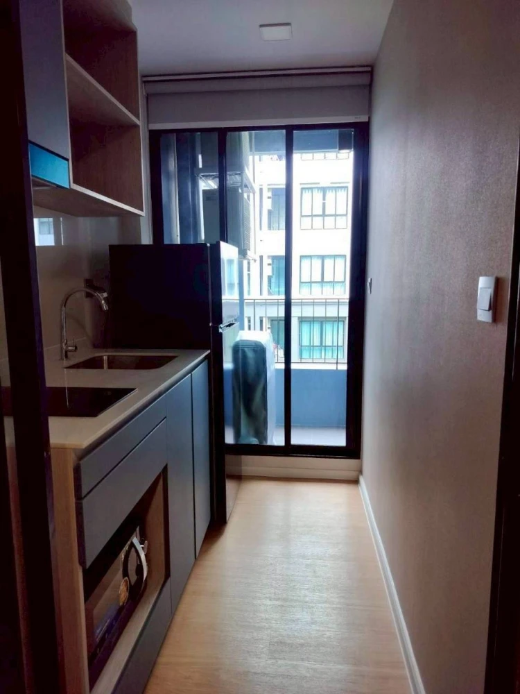 Resort-Style Pool View Condo for RENT - 29 sq.m., 4th Floor (Building B), Fully Equipped with Premium Appliances (Washer-Dryer Included), Rent Include