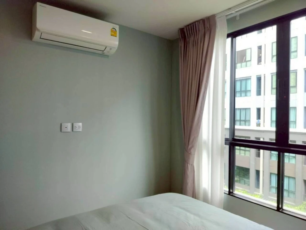 Resort-Style Pool View Condo for RENT - 29 sq.m., 4th Floor (Building B), Fully Equipped with Premium Appliances (Washer-Dryer Included), Rent Include
