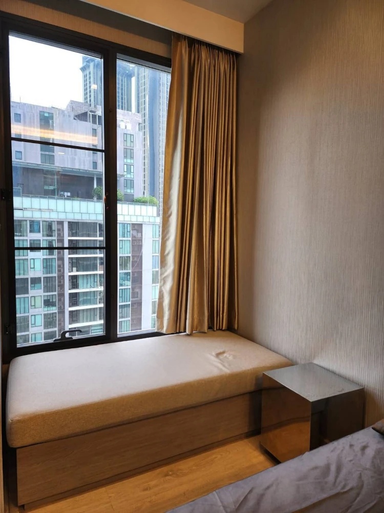 Condo for rent, luxury M Thonglor 10, beautifully decorated room, 14th floor, high view, comes with a very good price. You must hurry to reserve.