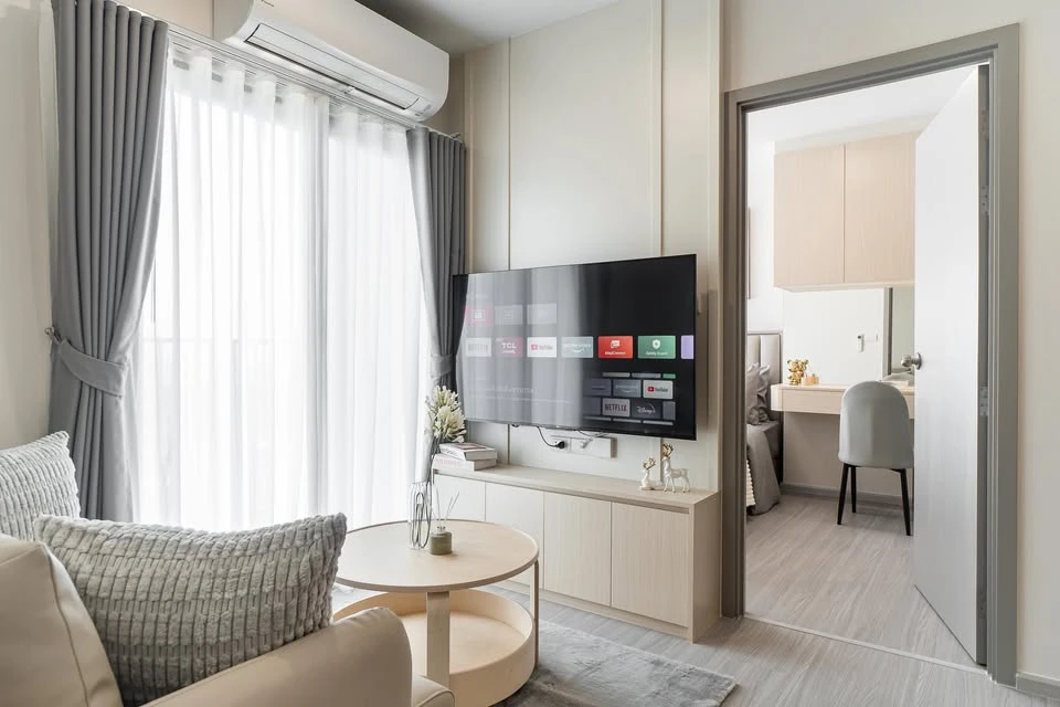 Luxury condo for rent, The Parkland Phetkasem 56, corner room, private, decorated in modern luxury, hurry and reserve now.