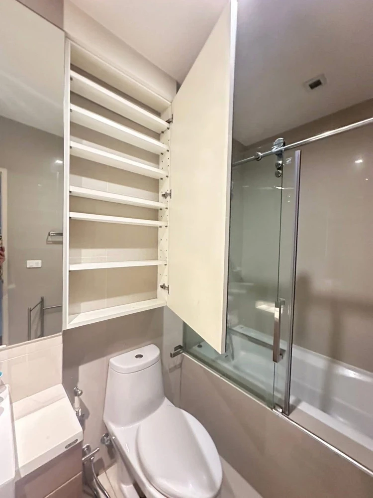 Spacious 43 sq.m. 1-BR Condo for Rent - Walk-in Closet & Bathtub, Just 140m to BTS Ari | ✨ Noble Reform