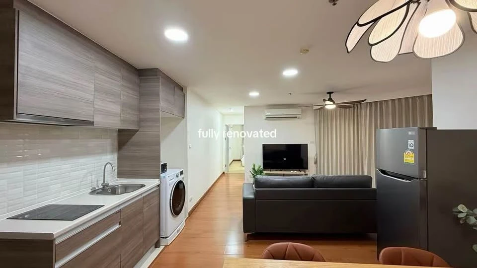 Newly Renovated 47 sq.m. 1-BR Condo for Rent - 20th High Floor with Unblocked City Views | ✨ Belle Grand Rama 9