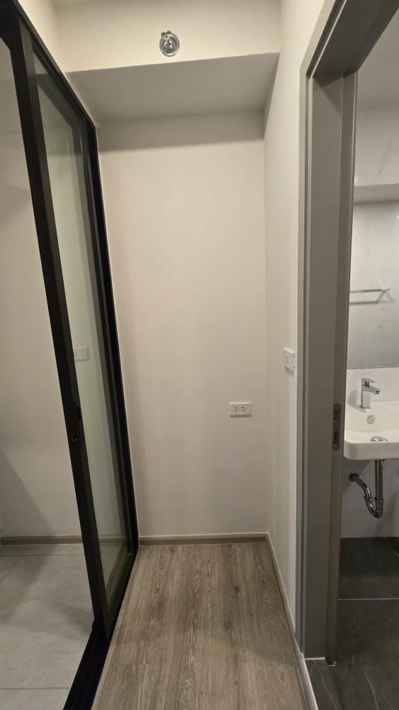 Condo for rent, Origin Plug & Play Sirindhorn Station, ready to move in, fully equipped with amenities. Reserve today!