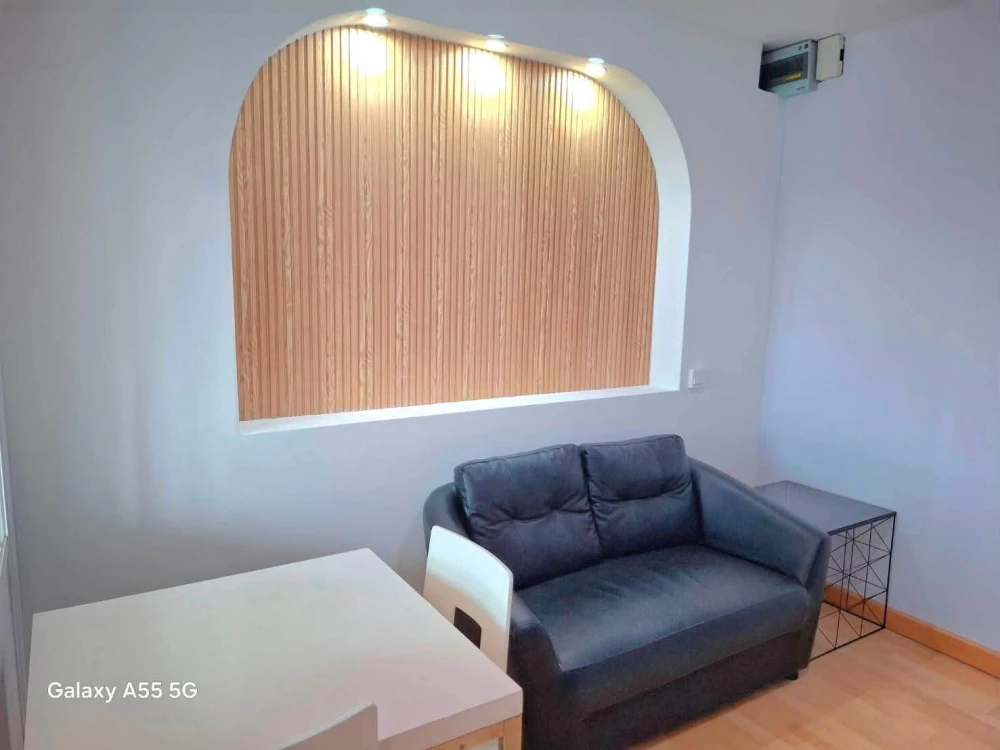 Condo for rent at The Leaf Pattanakarn. Fully furnished and ready to move in. Complete amenities. Book today! Don't miss out!
