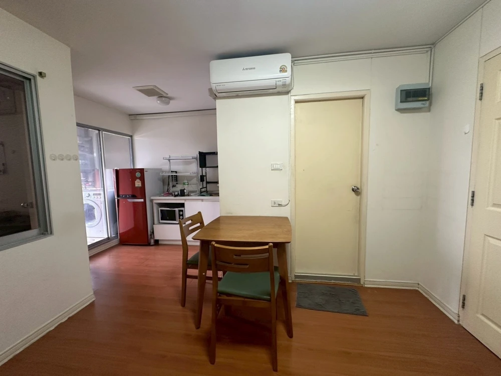 Fully Furnished 1-BR Condo for Rent - Tower D3, 8th Floor with Separate Kitchen & Washing Machine | ✨ Lumpini Town Bodindecha-Ramkhamhaeng