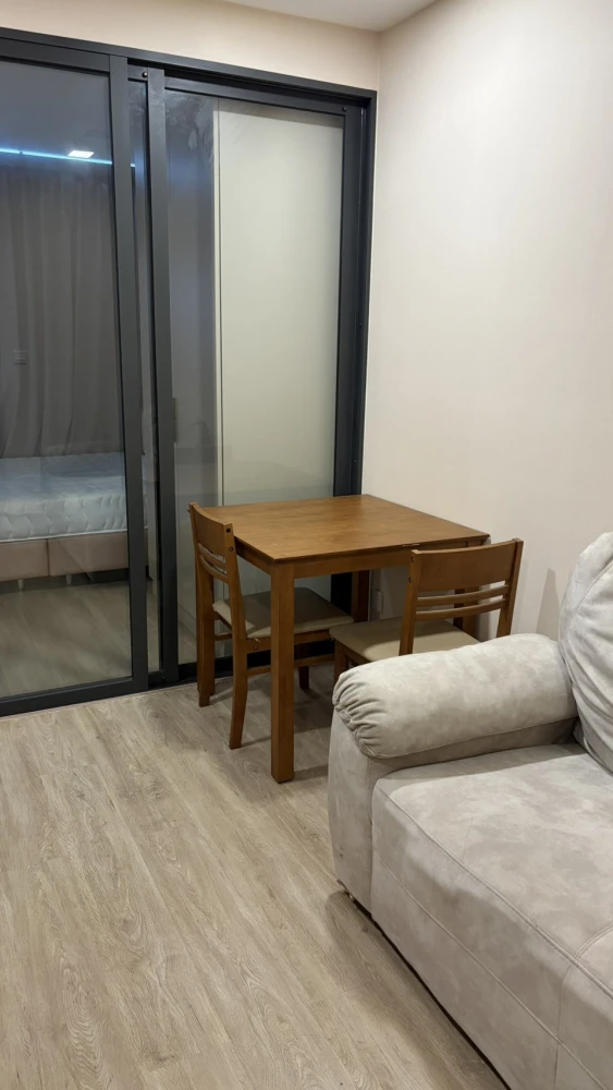 Fully Furnished 1-BR Condo for Rent - 27.61 sq.m., 2nd Floor (Building B), Complete with Electrical Appliances in the Heart of Samyan | ✨ The Nest Chu