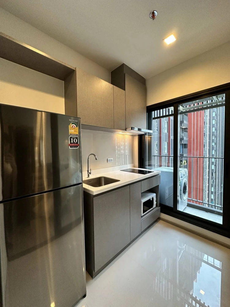 Condo for rent Life Asoke Hype, ready to move in, full facilities, if you don't book, you'll regret it later.