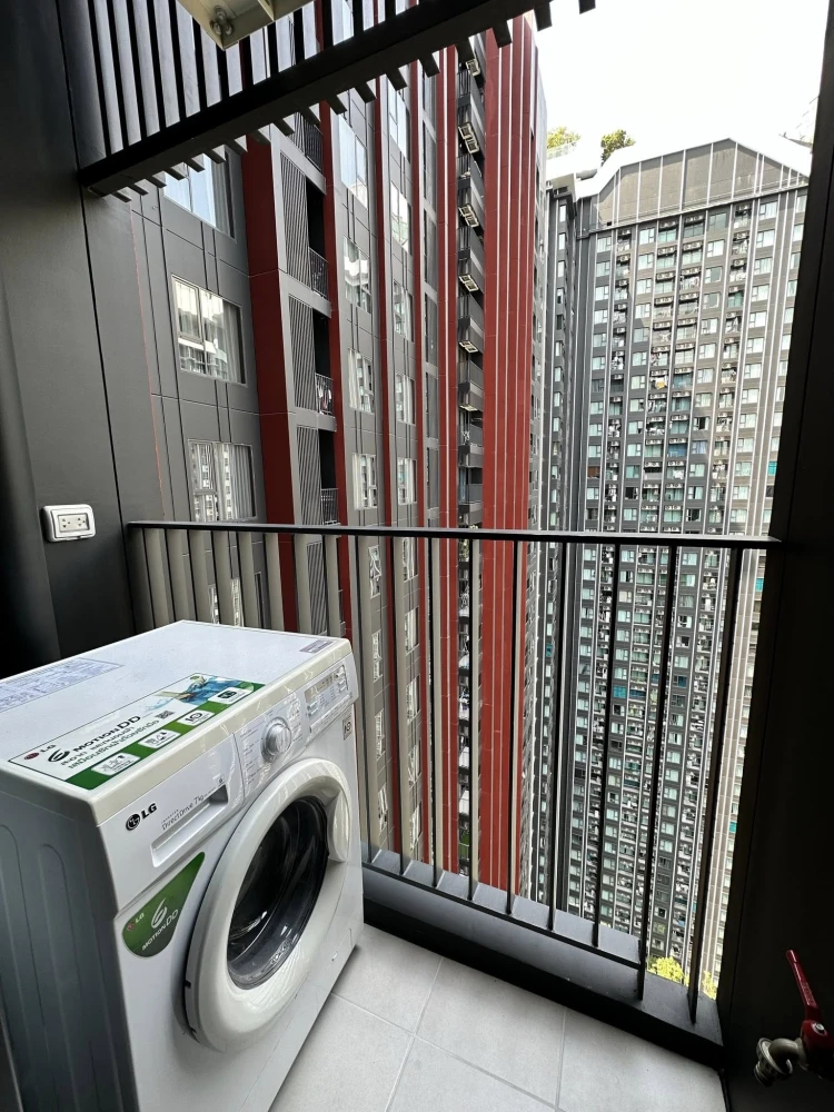 Condo for rent Life Asoke Hype, ready to move in, full facilities, if you don't book, you'll regret it later.