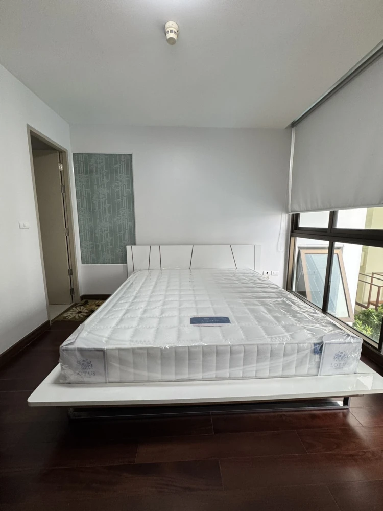 For rent urgently!! Condo Ideo Sathorn-Taksin Condo gives you the freedom to live in all aspects of your life. Don't miss it!!