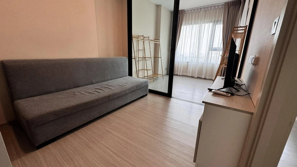 Urgently for rent, Aspire Erawan Prime, spacious room, 15th floor, high view, complete here, come and reserve now, don't delay.