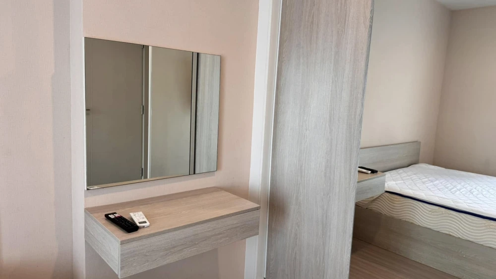 Urgently for rent, Aspire Erawan Prime, spacious room, 15th floor, high view, complete here, come and reserve now, don't delay.