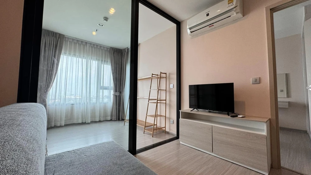 Urgently for rent, Aspire Erawan Prime, spacious room, 15th floor, high view, complete here, come and reserve now, don't delay.