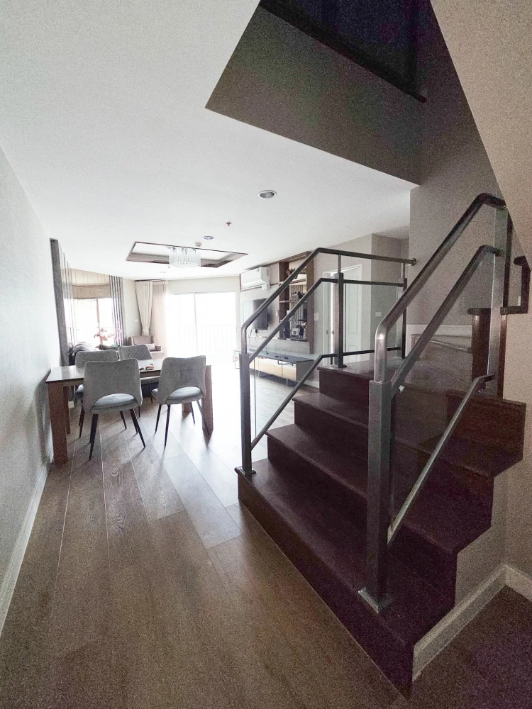 For rent immediately! Belle Grand Rama9 Duplex unit with spacious living area and complete amenities. Book now!