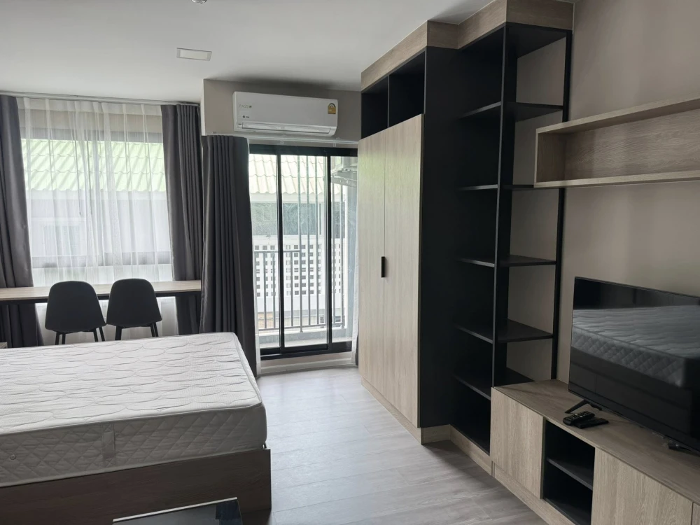 Urgent rental! Dcondo Hideaway Phase 4, ready to move in. Fully furnished. Just bring your belongings and you can occupy the unit.