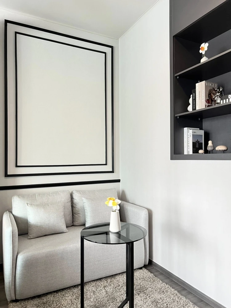 For rent immediately! IdeO SUKHUMVIT RAMA 4, beautifully decorated unit with high-quality built-in furniture. Amazing price! You'll regret not booking