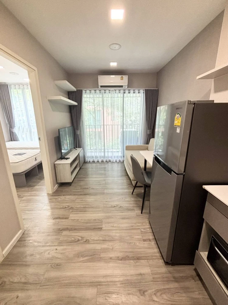 Urgently available for rent: Kave Mutant Salaya, a lovely room with complete furniture and appliances. Hurry and reserve now, don't miss out!
