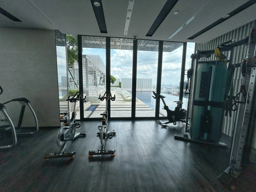 Urgently for rent: Life Ladprao, 15th floor, open view, garden view, large balcony, complete here, good like this, hurry and reserve now.