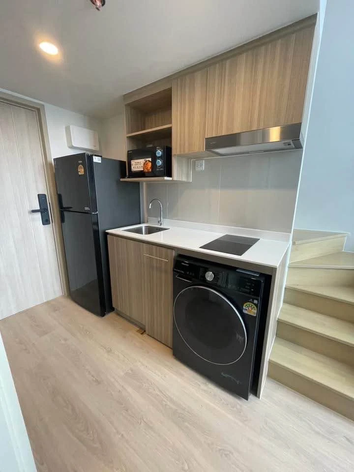 Urgent rental at Life Rama 4 - Asoke! A lovely unit with full amenities at a fantastic price—book yours today!
