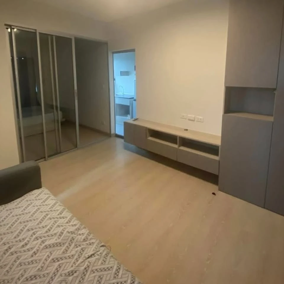 Urgently for rent: Niche id @ Pakkret Station, corner room on the Chao Phraya River side, 27th floor, good price, come and reserve now.
