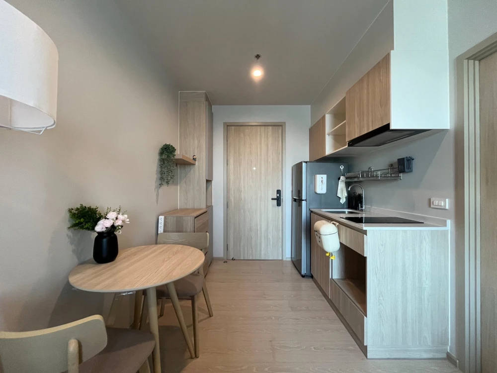 For rent immediately! Noble NUE Mega Plus Bangna, 34th floor. Unobstructed view of Mega Bangna, morning sun, good ventilation. Everything you need is