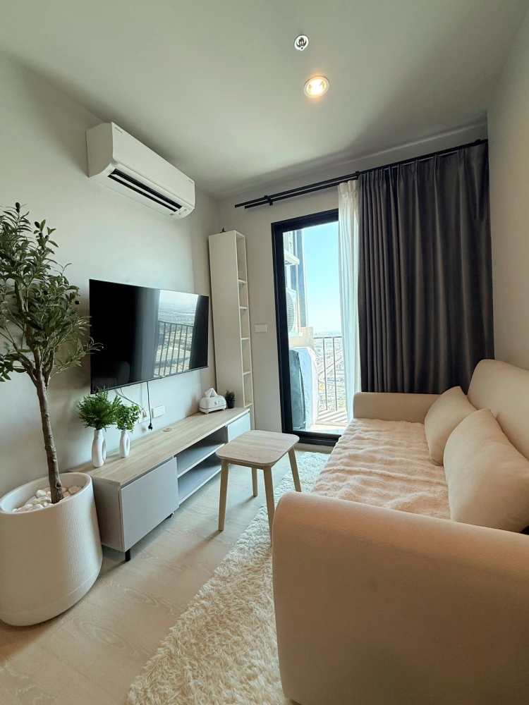For rent immediately! Noble NUE Mega Plus Bangna, 34th floor. Unobstructed view of Mega Bangna, morning sun, good ventilation. Everything you need is