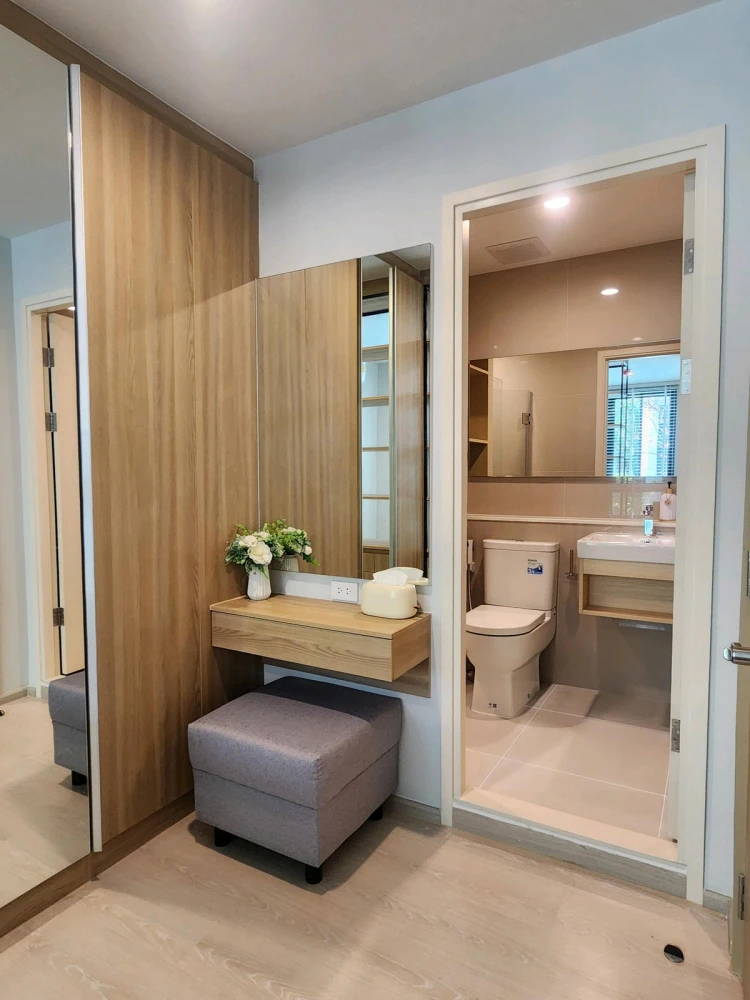 Urgently for rent: Nue Connex Condo Don Mueang. Ready to move in, fully furnished, just bring your bags and move in. Don't miss out!