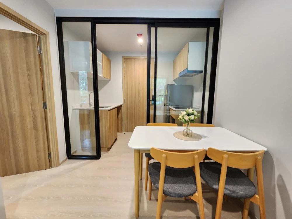 Urgently for rent: Nue Connex Condo Don Mueang. Ready to move in, fully furnished, just bring your bags and move in. Don't miss out!
