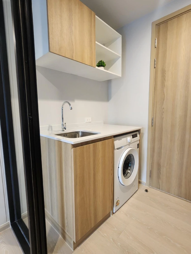 Urgently for rent: Nue Connex Condo Don Mueang. Ready to move in, fully furnished, just bring your bags and move in. Don't miss out!