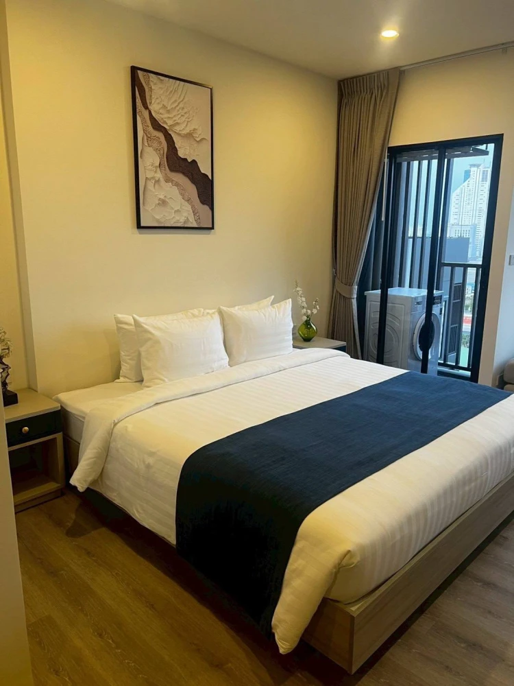 For rent immediately! Origin Place Bangna. Nice room, fully furnished with appliances. Just bring your suitcase and move in!