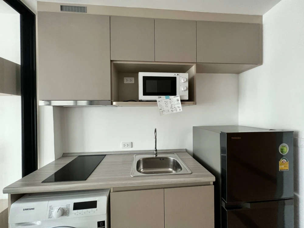 Urgently for rent: Origin Ram 209 Interchange, Studio room, 8th floor, fully furnished, reserve now.