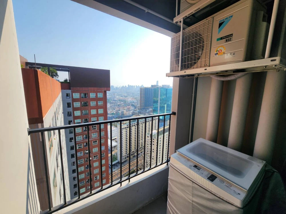 Urgent rental! Plum Condo Ramkhamhaeng Station, nice room, 33rd floor, high floor with great view, good price. Book now, don't miss out!