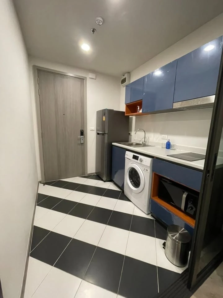 Urgently for rent, The Base Saphan Mai, nice room, complete facilities, hurry and reserve now.