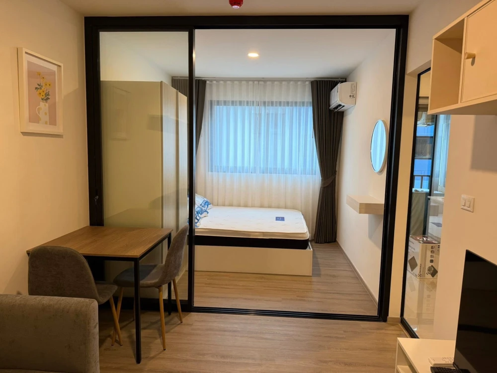Rent now! The Origin Bangkae. Ready-to-move-in unit with separate, clearly defined zones. Great price! Book now, don't miss out!