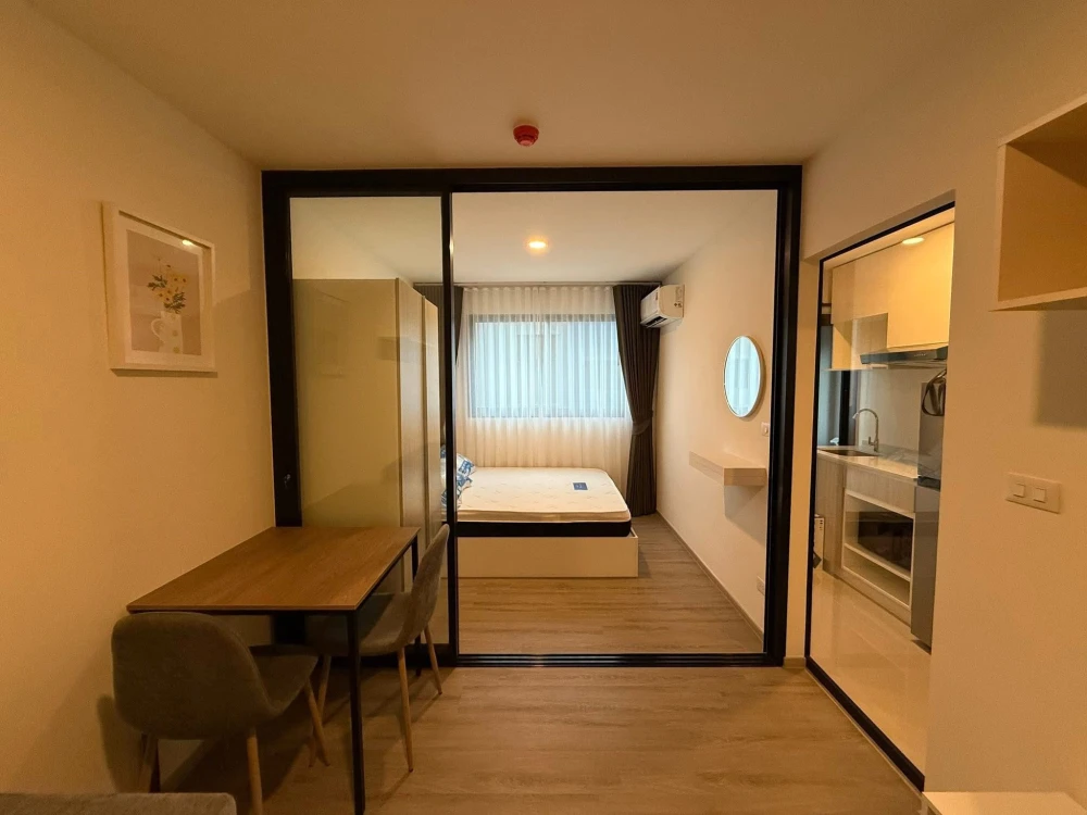 Rent now! The Origin Bangkae. Ready-to-move-in unit with separate, clearly defined zones. Great price! Book now, don't miss out!