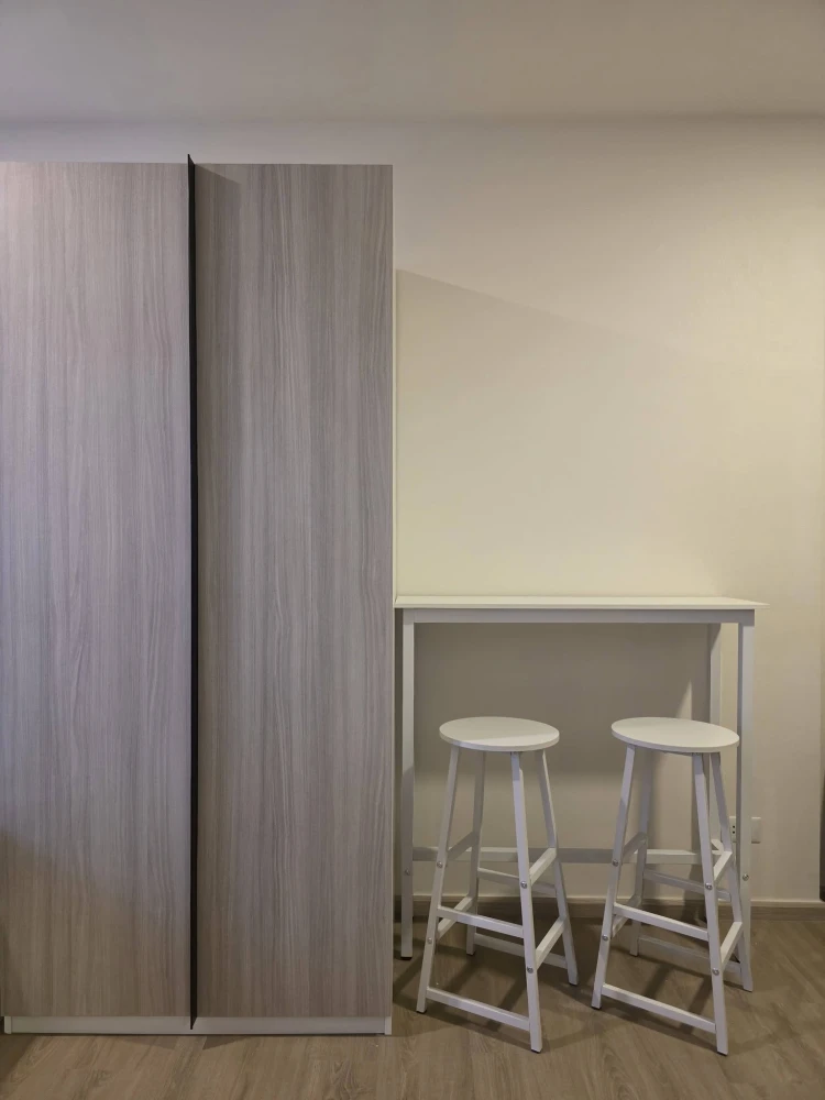 Ready-to-move-in condo for rent at The Origin Sukhumvit-Praksa. Fully furnished with complete amenities. Book yours today! Don't miss out!