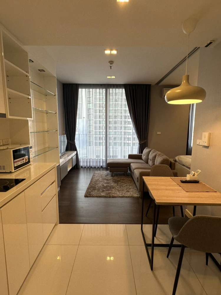 Urgently for rent, Nara Nine Condo, simply decorated room, 10th floor, just the right height, great price, don't miss this opportunity.