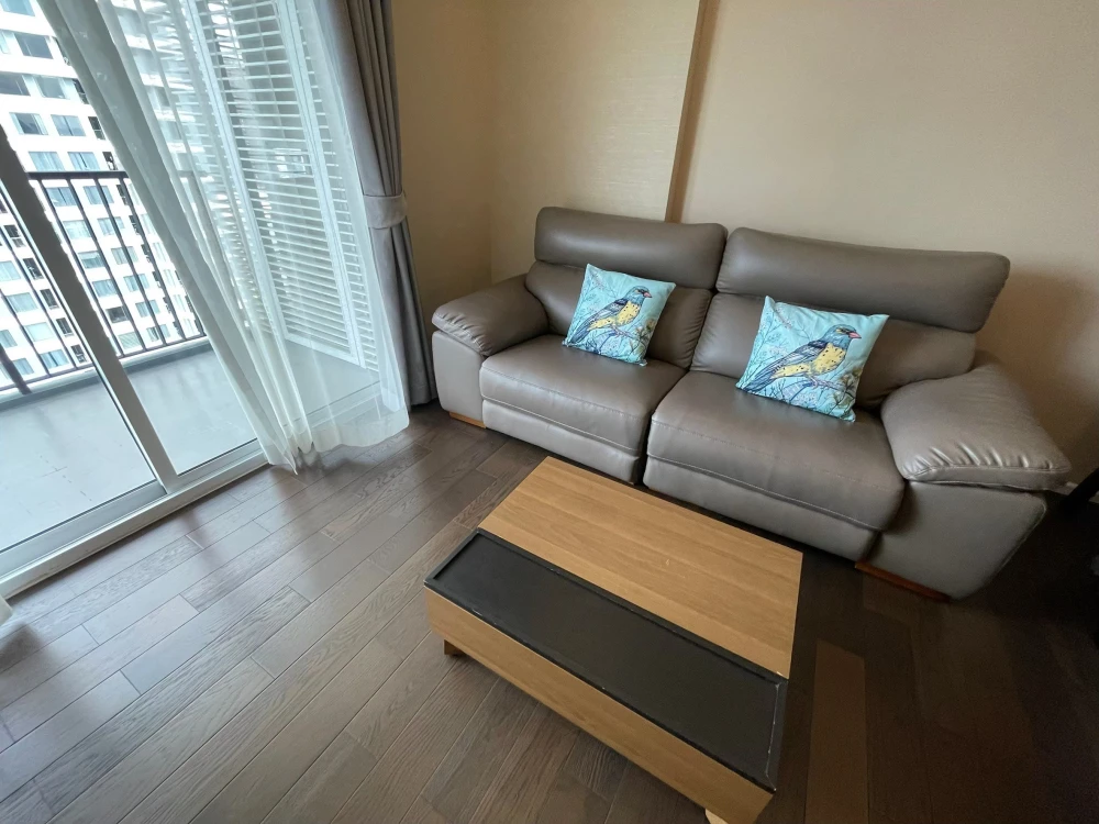 For rent urgently!! The Saint Residences Condo, good location, ready to move in right away, book now!!
